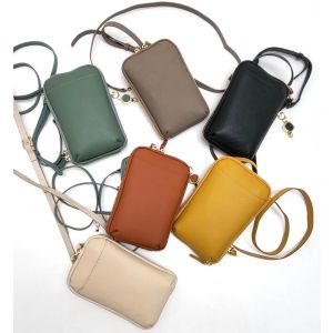 BORSETTA PELLE PORTACELLULARE 280